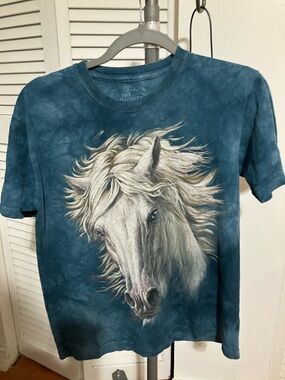 The Mountain Blue Tie-Dye T-Shirt with White Horse Head